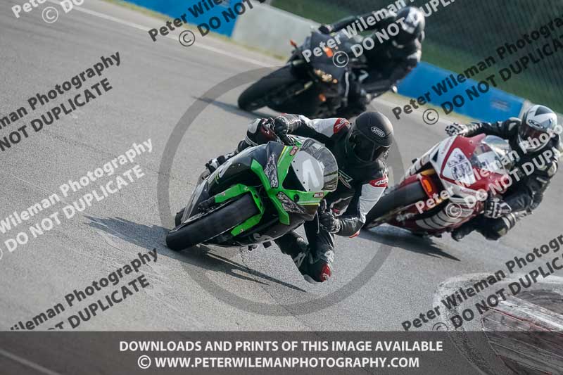 donington no limits trackday;donington park photographs;donington trackday photographs;no limits trackdays;peter wileman photography;trackday digital images;trackday photos